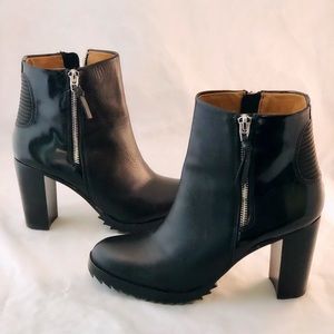 **REDUCED ⬇️ Black Dolce Vita Bootie Block Heels
